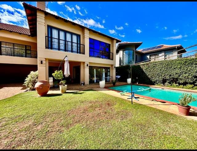 4 BEDROOM HOUSE FOR SALE IN PECANWOOD ESTATE